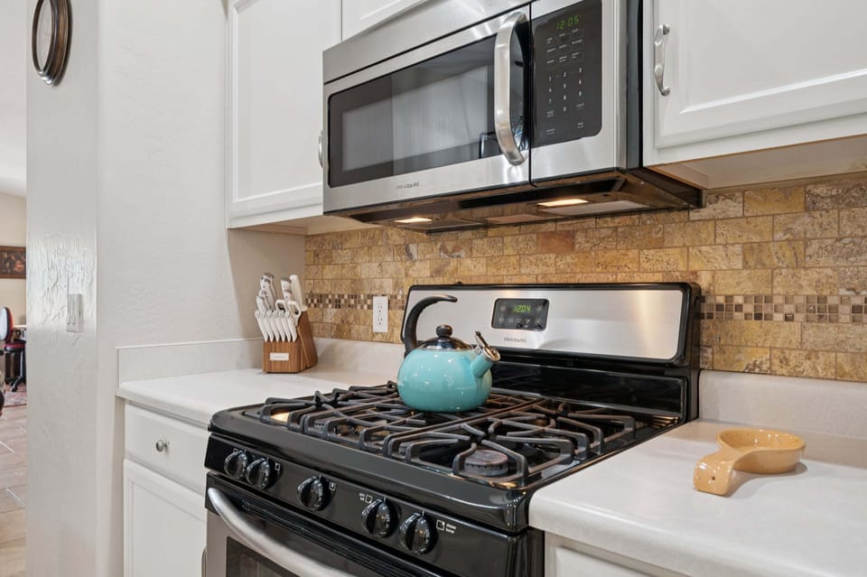 Full sized appliances