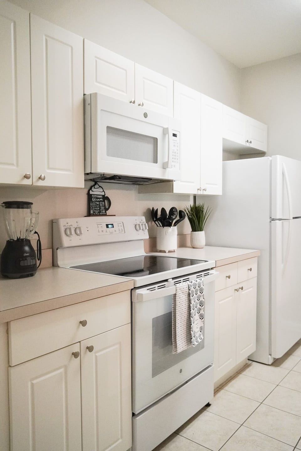 Brand new range/oven, microwave and dishwasher make nights in much easier.