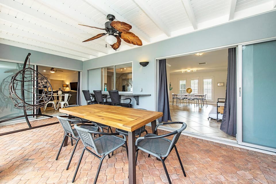 The covered outdoor dining area for six