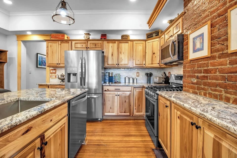 Discover culinary bliss in our fully stocked, spacious kitchen!
