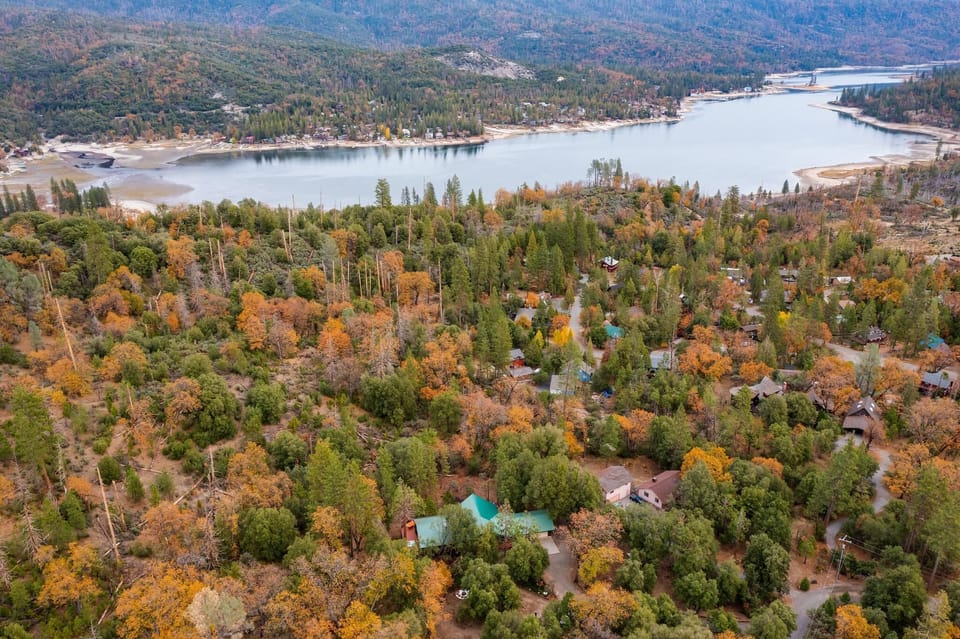 See the big green roof? That's Bass Lake just right down the way!