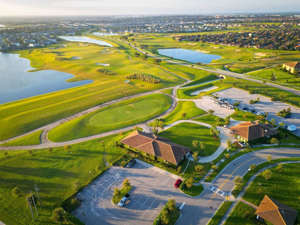 Championship golf