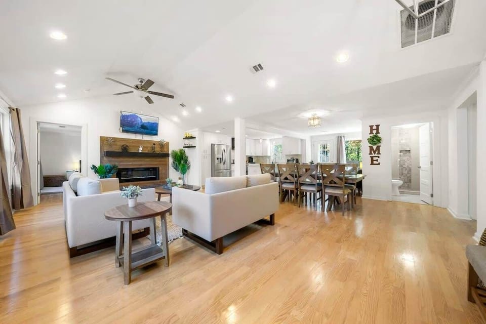 spacious living and dining area