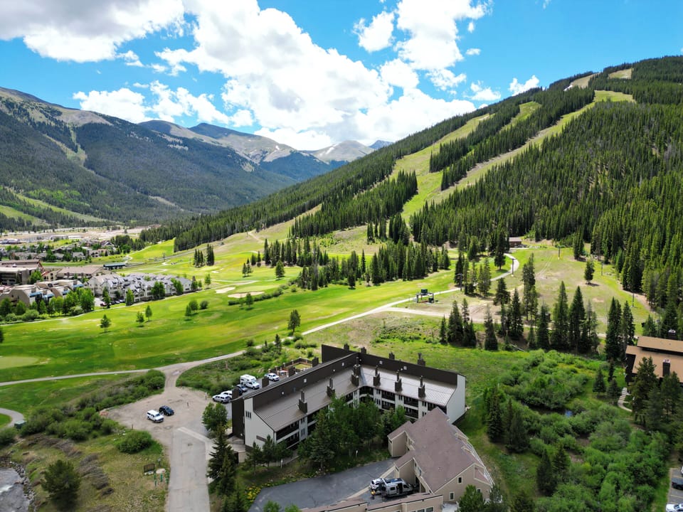 Aerial view of Copper Valley and its great proximity to the mountain.