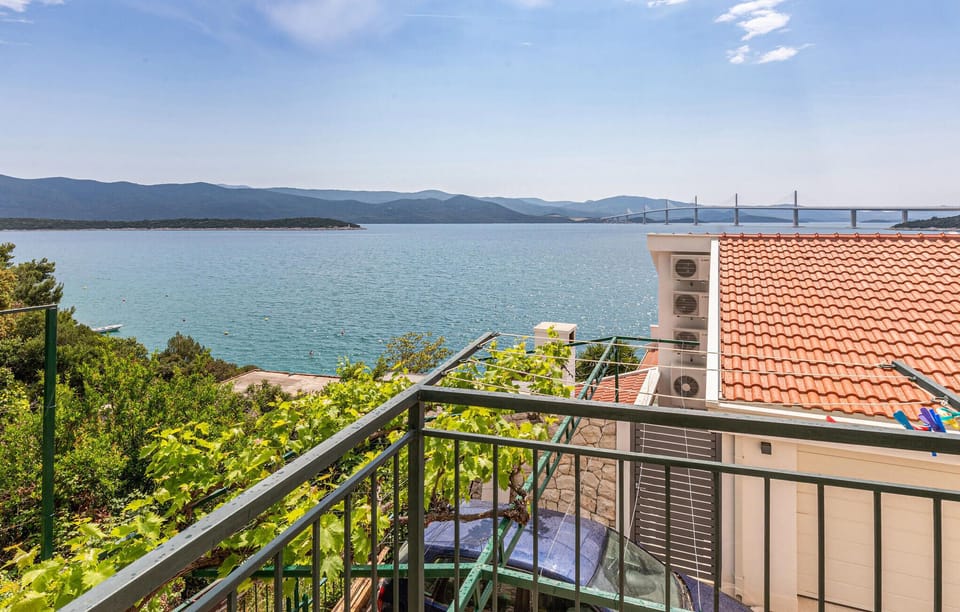 sea-view