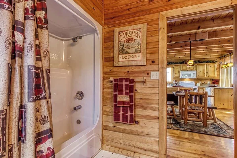 Main floor 1st bathroom with bathtub