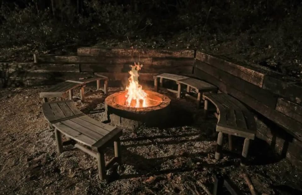 Backyard fire pit