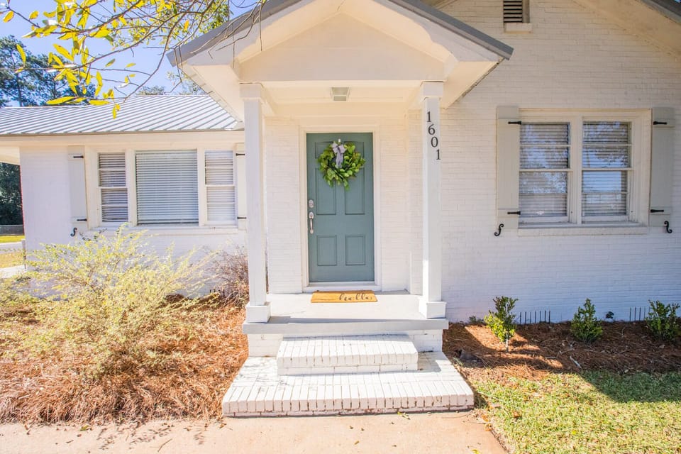 Welcoming front porch with keypad front door for easy check in/check out.