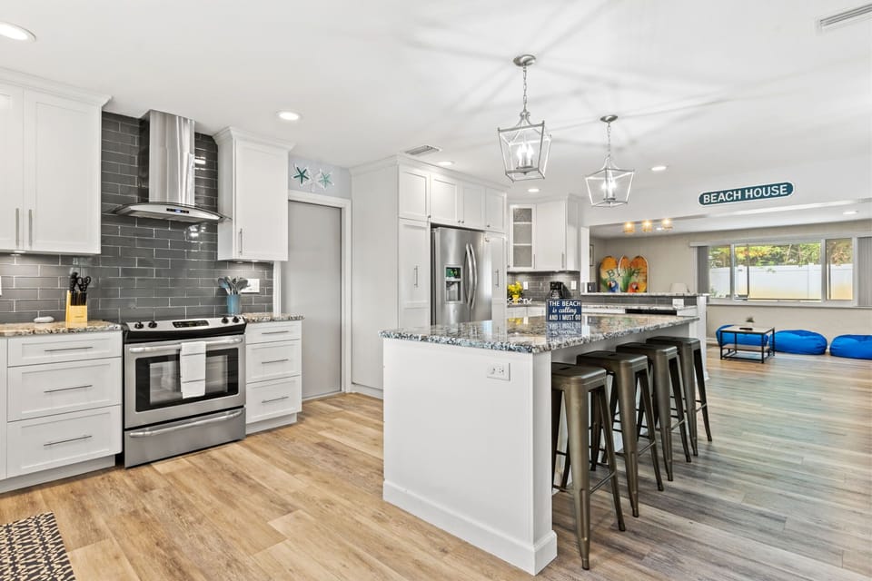 Fully equipped kitchen 