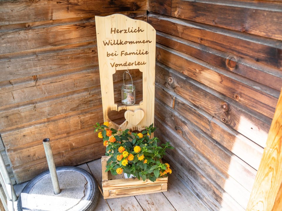 Entrance / Reception
