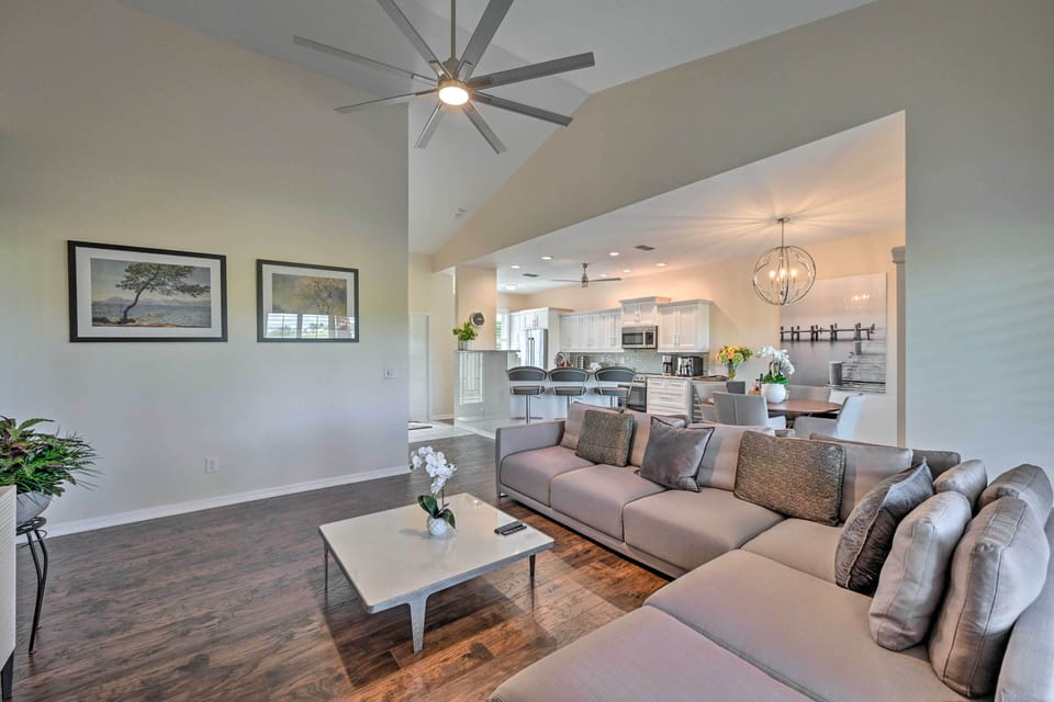 Living Room | Central A/C & Heating