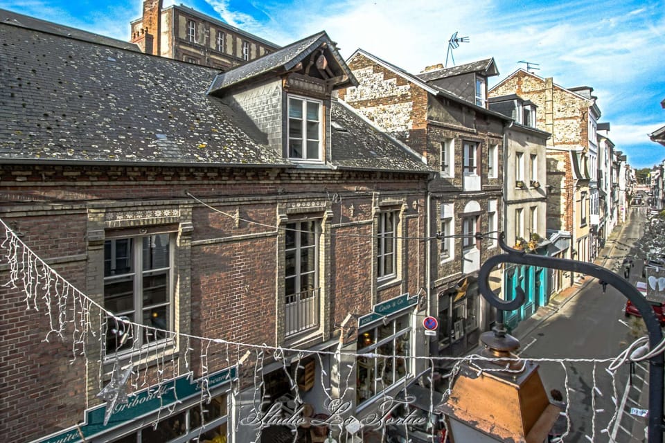 Studio La Tortue - Viez over rue Haute (Maisons Eric Satie side)