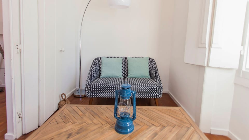 "Nice, charming, bright and clean flat sufficient to our needs and very well located. We had a wonderful time."