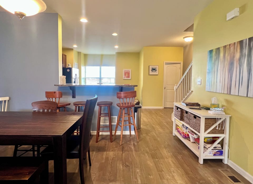 Dining Area To Kitchn