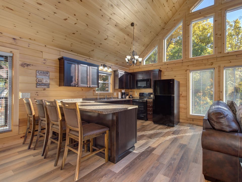 Fully Equipped Kitchen with Breakfast Bar Seating for 4 - First Floor