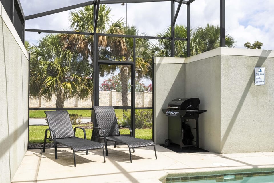 BBQ Grill / $50 usage fee