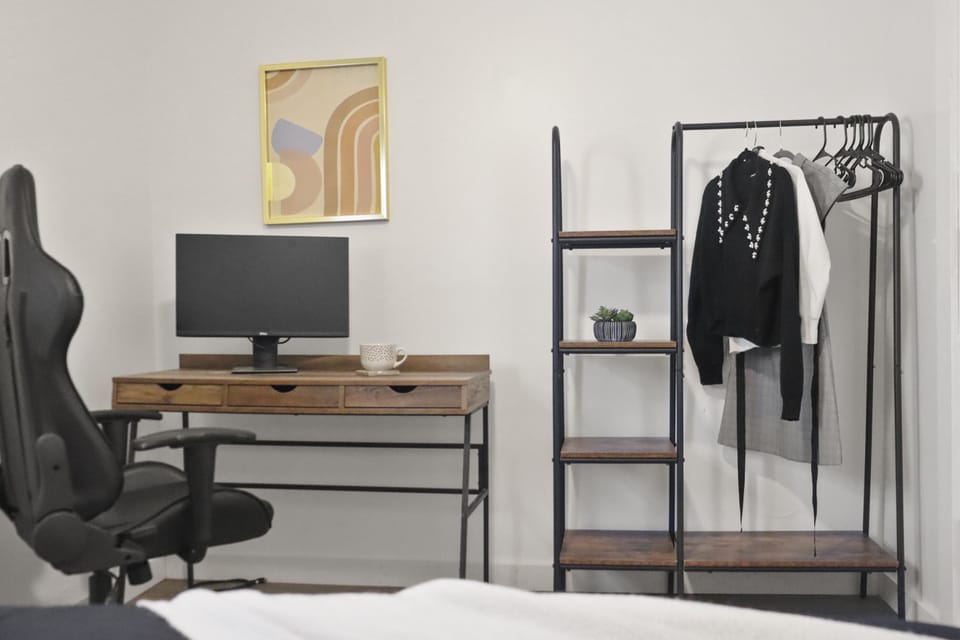 Solid wood desk, screen, HDMI cord provided for working space for digital nomads