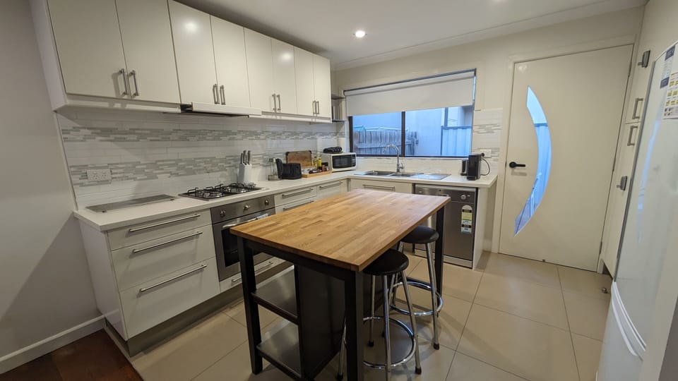 Fully-equipped kitchen