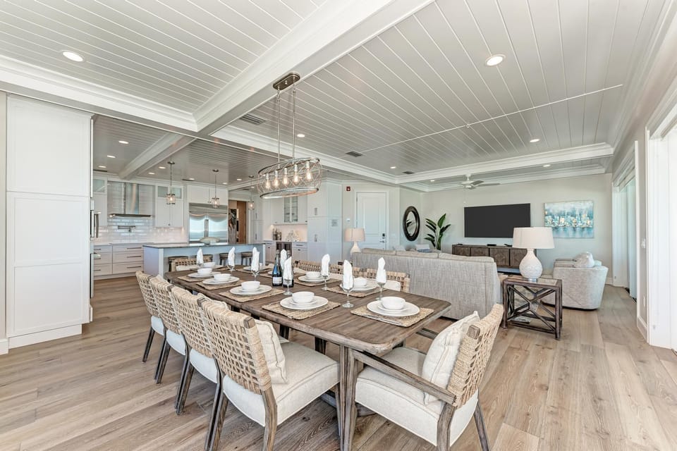 Buena Vista 3 Dining Room (3)