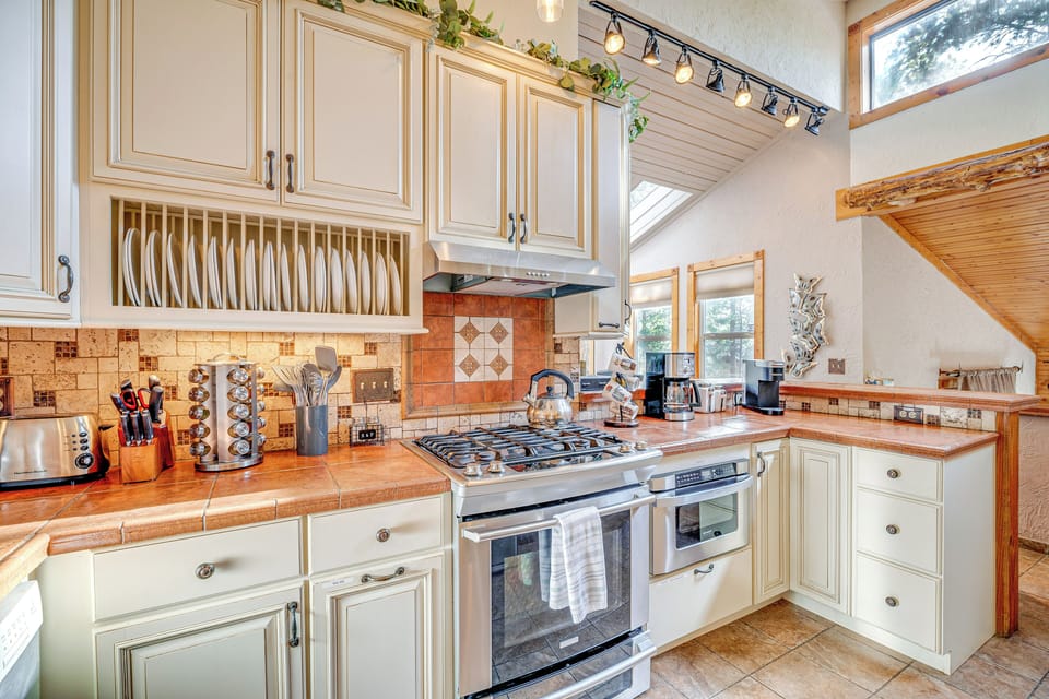 Kitchen | Fully Equipped w/ Cooking Essentials | Main Floor