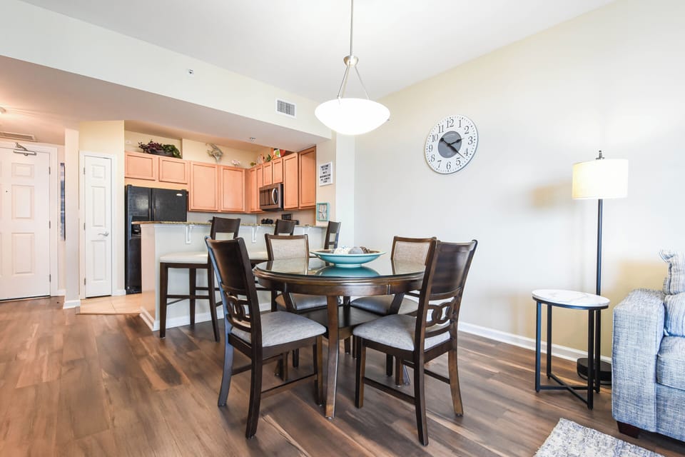 The Palms of Destin 2707 - Dining Area