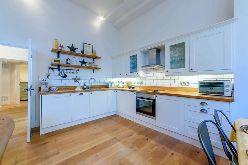 Church Mews Kitchen Area - StayCotswold