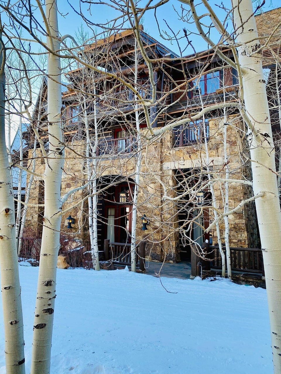Mountain - ski - entrance