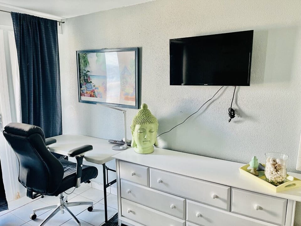 Desk area