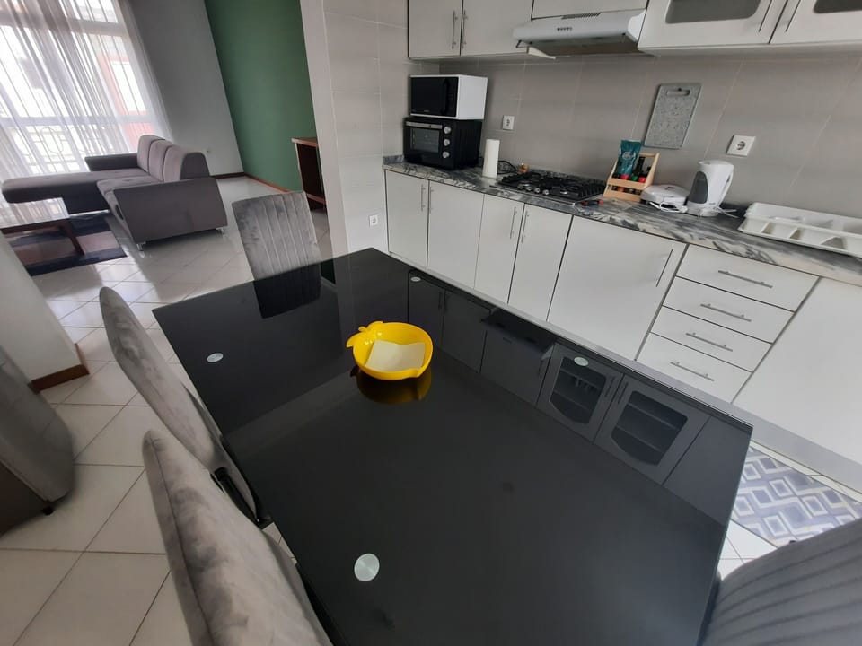 Dining table in Kitchen