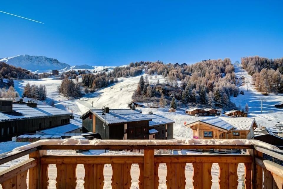 Step out onto your balcony and enjoy the fresh air and beautiful unobstructed view.