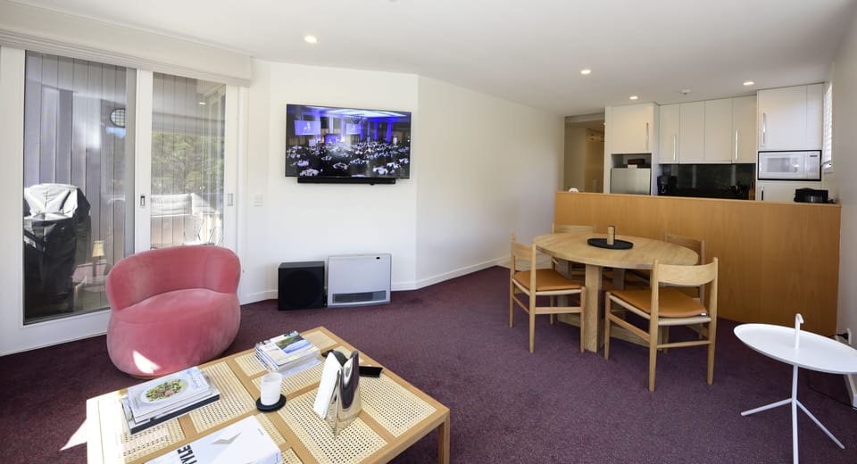 55" Tv screen with Foxtel and Netflix free of charge.