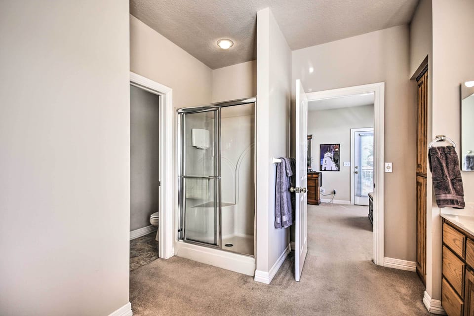 En-Suite Bathroom