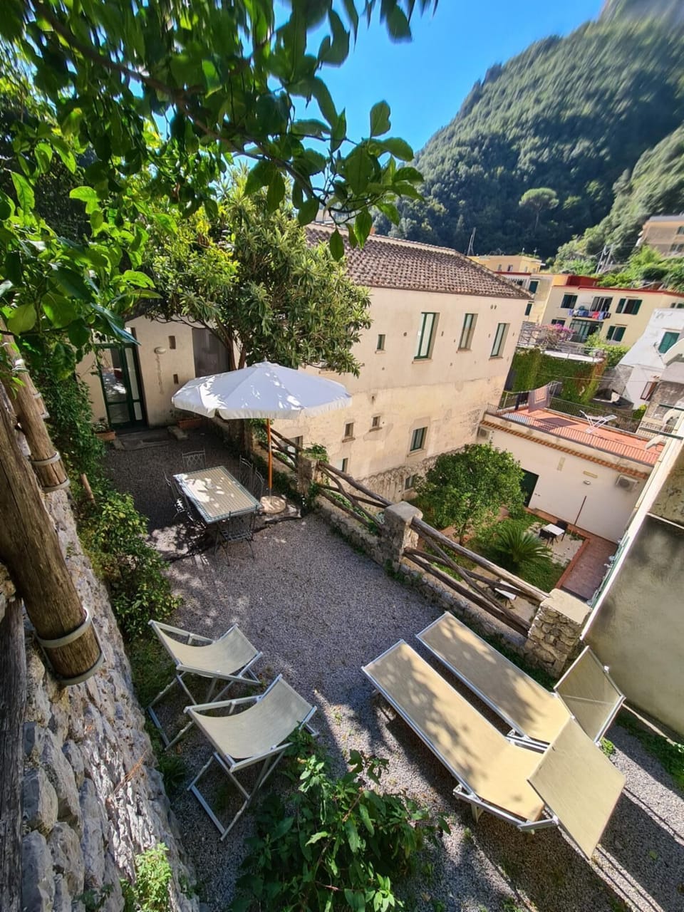 PRIVATE TERRACE