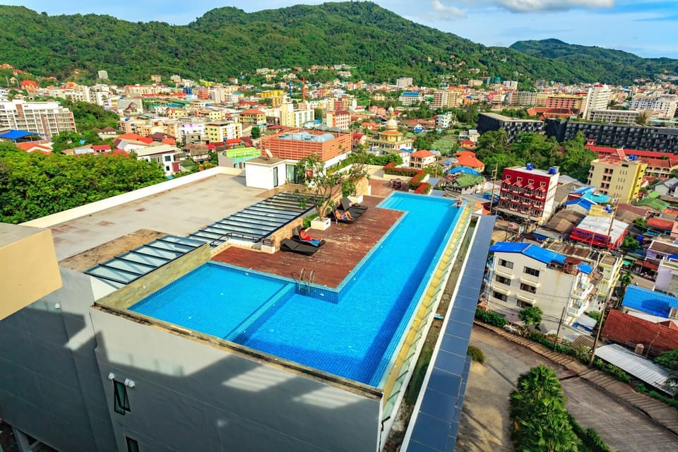 Rooftop pool