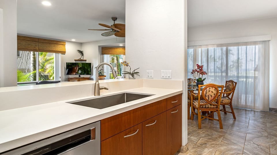 Fully equipped kitchen at Kanaloa at Keauhou 1501