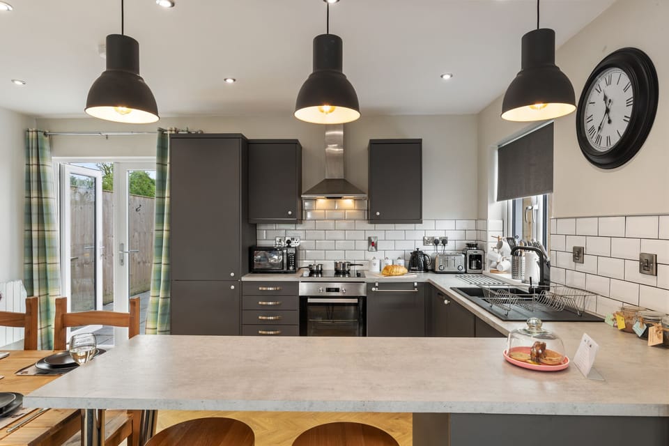 Breakfast bar