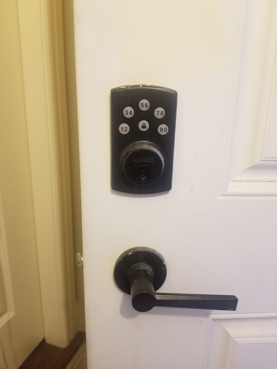 Self check-in/check-out lock