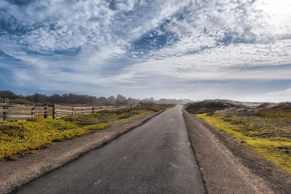 Paseo Del Mar - The coastal haul road gives you many options for exploration