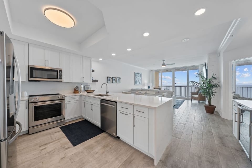 11 San Carlos 1107 Kitchen