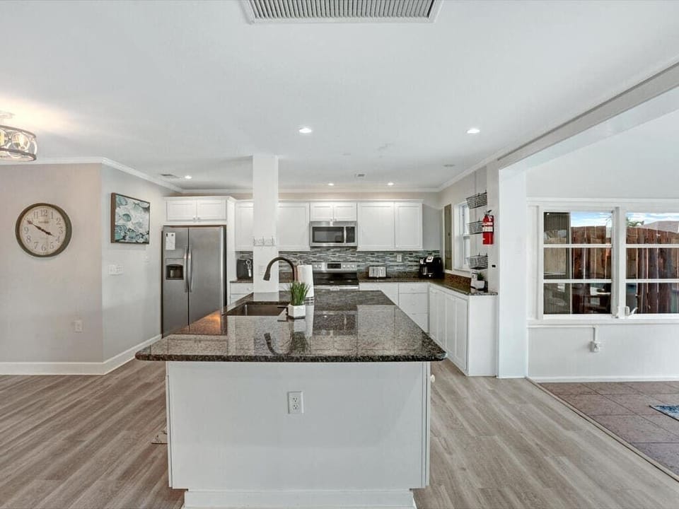 Large Open Kitchen