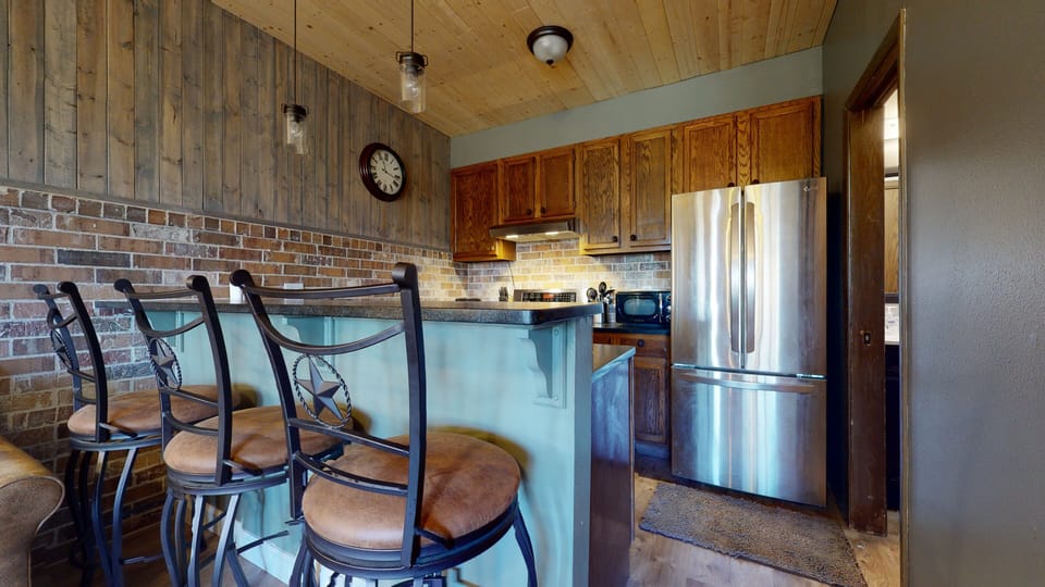 Kitchen with seating at the counter
