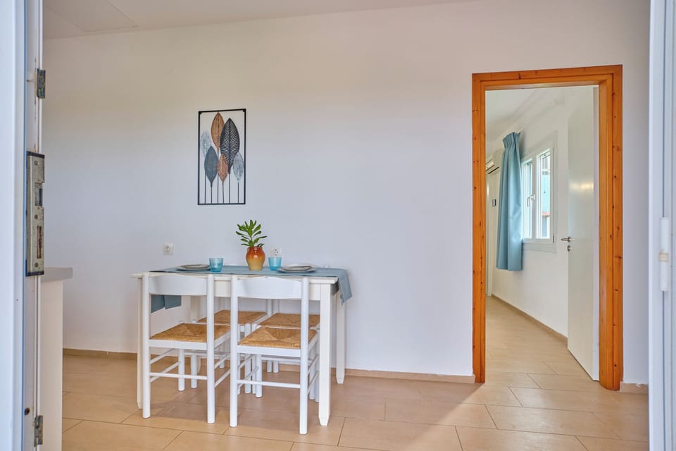 Beachside Bungalow 2 Acharavi Corfu 