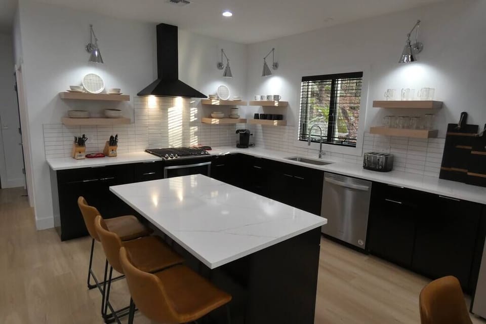Kitchen has plenty of space for meal preparation.