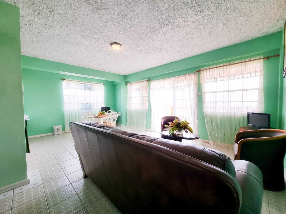 Belle View Apartment Villas - Cactus Apartment in Caribbean