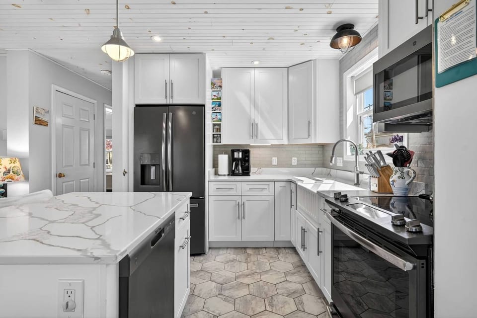 Kitchen right off the driveway entrance