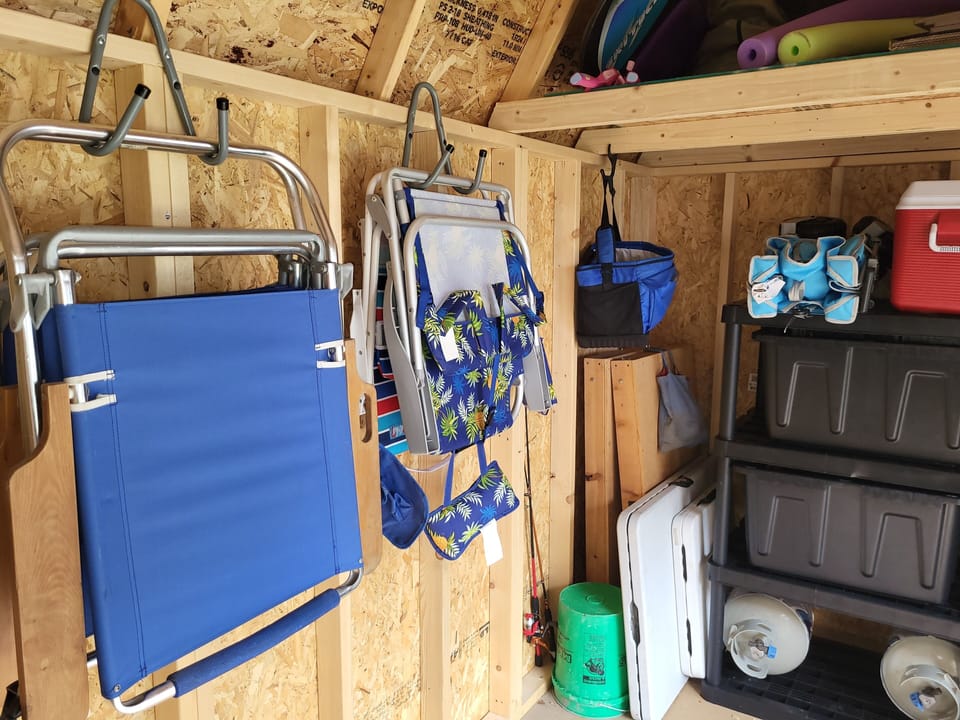 Beach chairs, yard games and plenty of toys to keep kids busy!