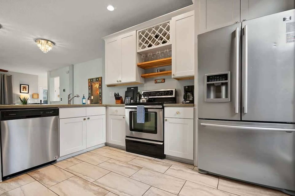 Great kitchen for cooking and entertaining your whole group