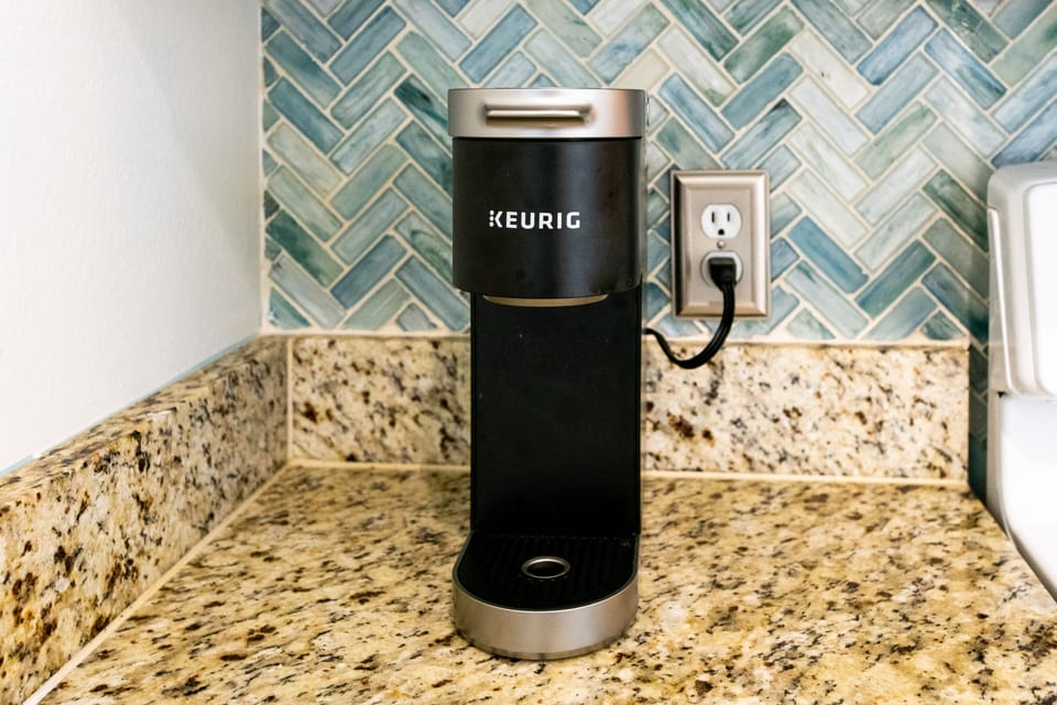 Single serve Keurig coffee maker.