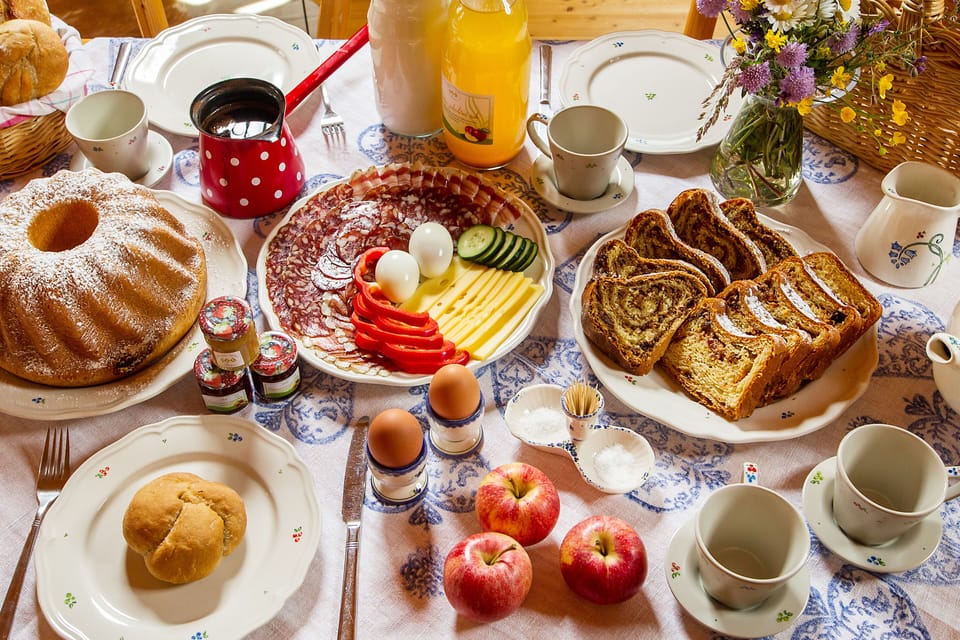 Breakfast meal