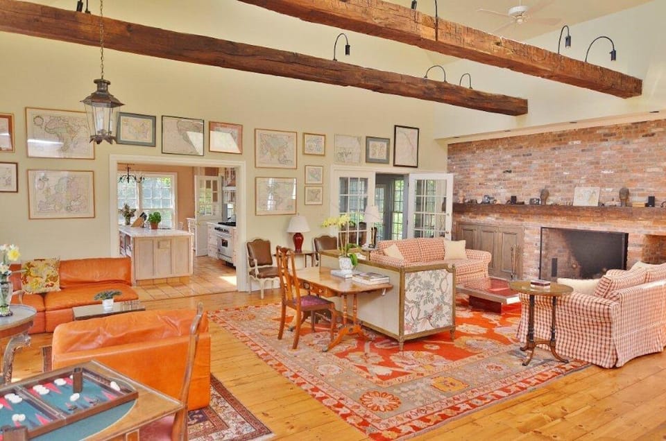 Living Room Overall View